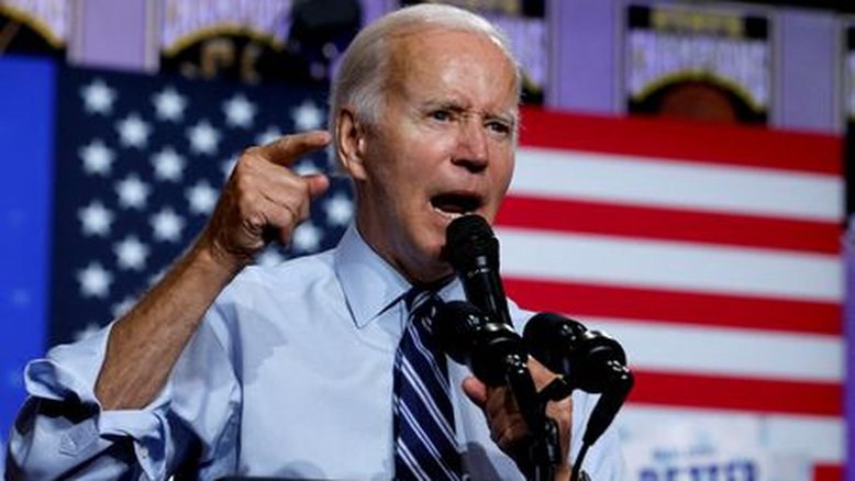 Biden desafia republicanos com orçamento que eleva impostos e prepara candidatura para 2024