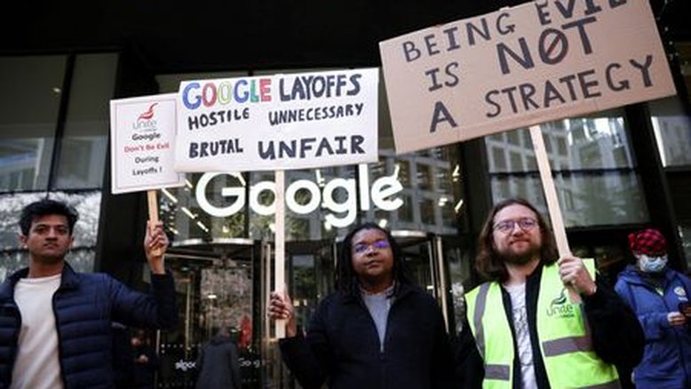 Funcionários do Google em Londres protestam contra cortes de pessoal