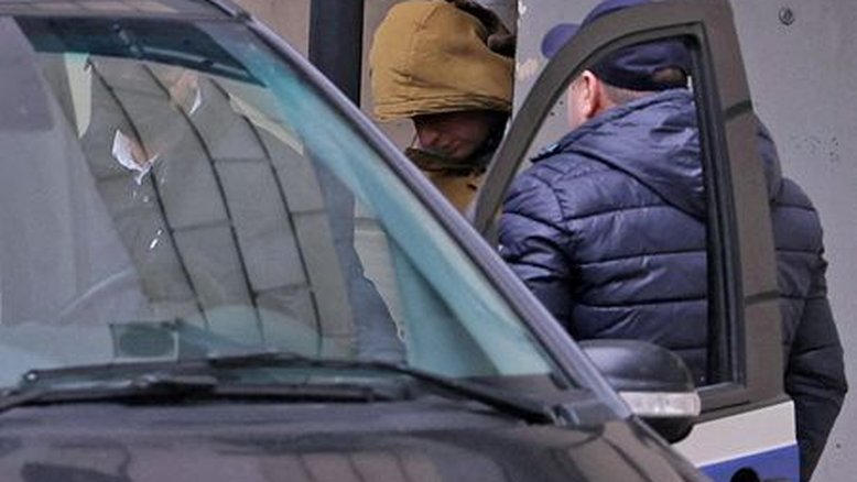 Rússia viola lei internacional ao não permitir acesso consular a repórter, diz Departamento de Estado dos EUA