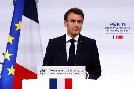 Macron diz que França é a favor de "status quo" em Taiwan, posição inalterada