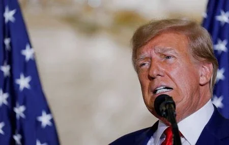 Trump processa ex-advogado Michael Cohen em mais de US$500 milhões