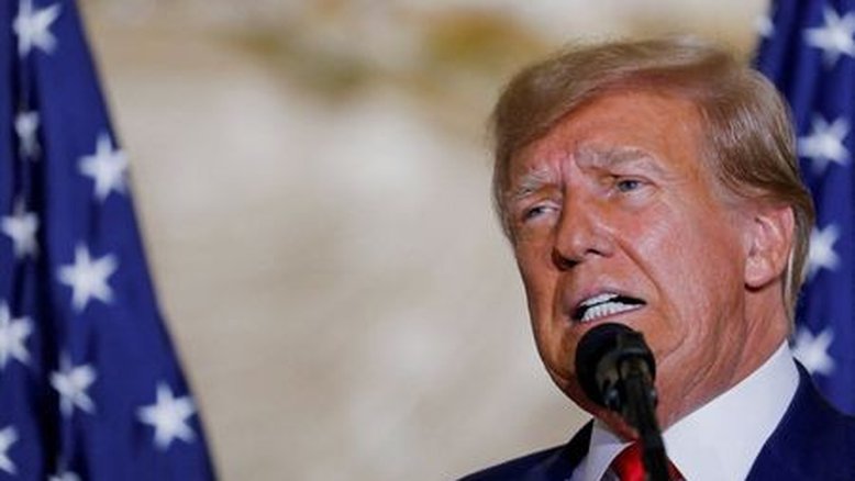 Trump processa ex-advogado Michael Cohen em mais de US$500 milhões