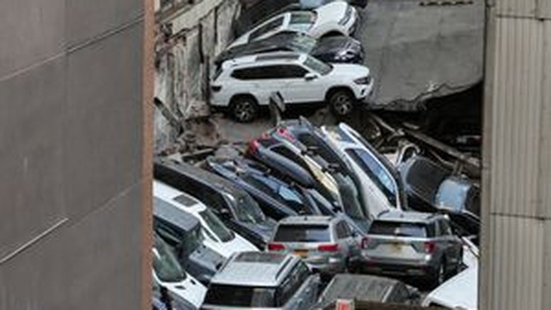 Desabamento de estacionamento em Manhattan deixa pelo menos um morto e 5 feridos