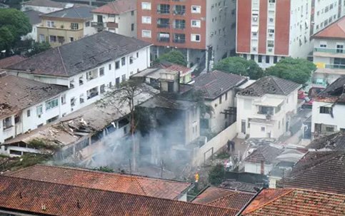 Sem-Título-1.jpg