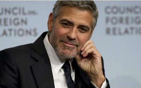 George Clooney se revolta com pessoas que não usam máscara: “Imbecis” George Clooney se revolta com pessoas que não usam máscara: “Imbecis”