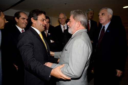 Lula livre; Aécio livre; Moro suspeito. A Covid passará. O ‘sistema’, jamais Lula livre; Aécio livre; Moro suspeito. A Covid passará. O ‘sistema’, jamais