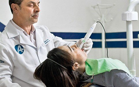 Dentes high tech Dentes high tech