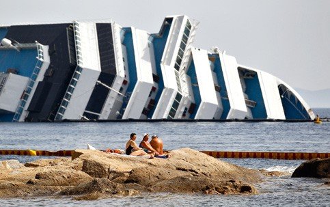 O capitão que abandonou o navio O capitão que abandonou o navio