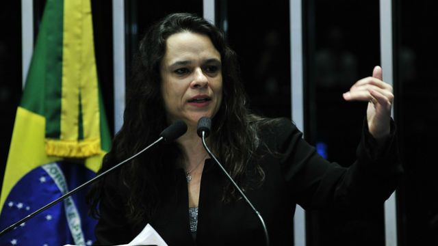 Janaína Paschoal recusa convite para ser vice-presidente na chapa de Bolsonaro