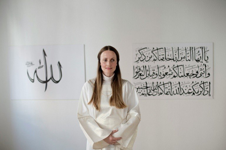 O ‘feminismo islâmico’ de uma imã mulher à frente de uma mesquita O ‘feminismo islâmico’ de uma imã mulher à frente de uma mesquita