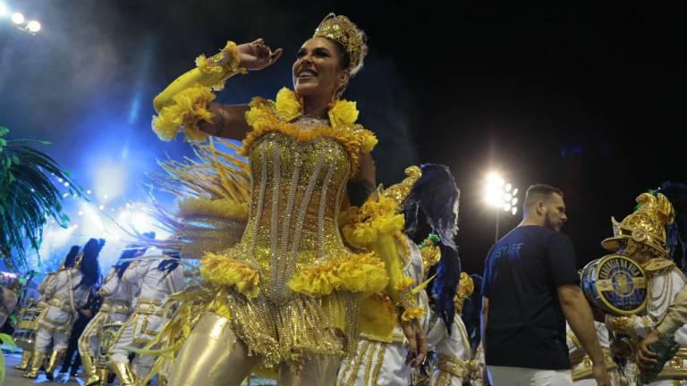 Unidos de Vila Maria homenageou Nossa Senhora Aparecida, a Padroeira do Brasil, em desfile na primeira noite do Carnaval de São Paulo 2017 (Foto: Fotos Públicas)