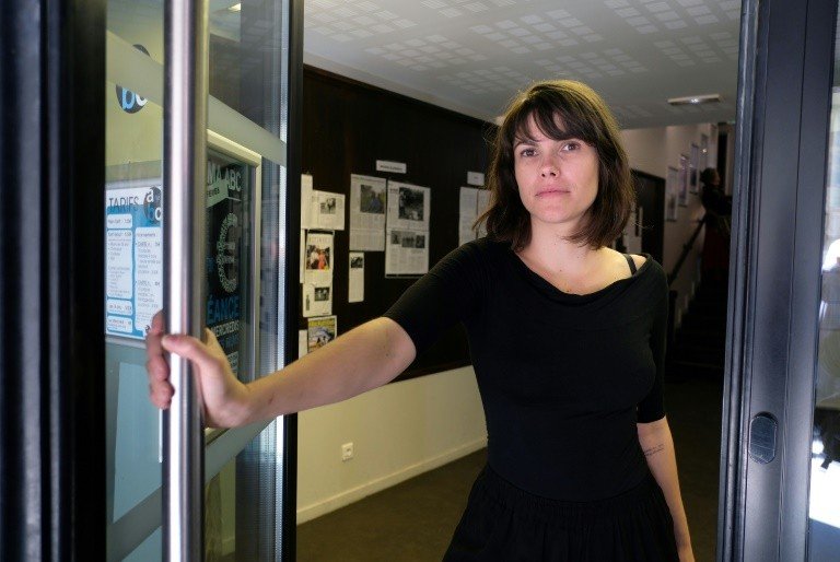 Brasileira Fernanda Pessoa fala sobre atração de mulheres pelo documentário Brasileira Fernanda Pessoa fala sobre atração de mulheres pelo documentário