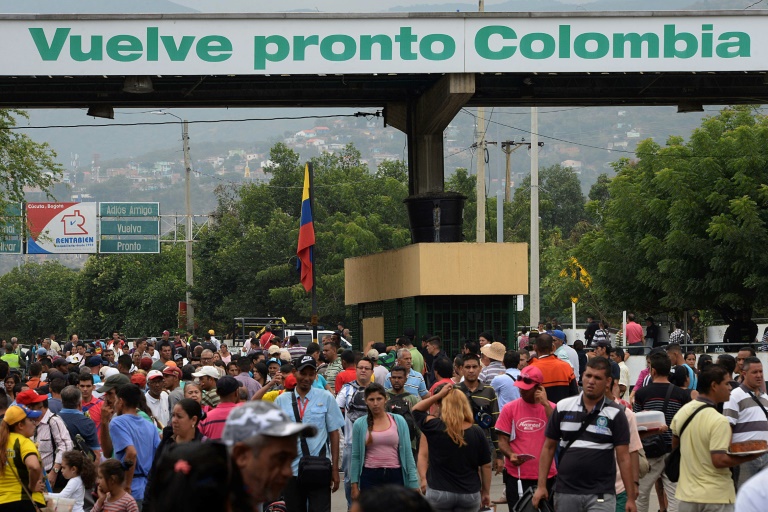 Pobreza na Venezuela escala a 87%, graças à hiperinflação, diz estudo
