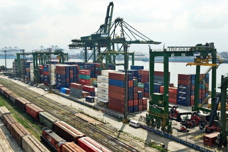 Previsão do governo de alta do PIB recua de 1,6% para 0,81% em 2019 Previsão do governo de alta do PIB recua de 1,6% para 0,81% em 2019