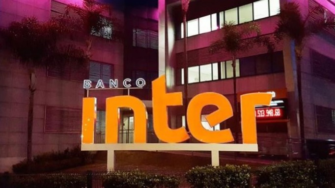 Primeira fintech a abrir capital na B3, Banco Inter levanta R$ 722 milhões