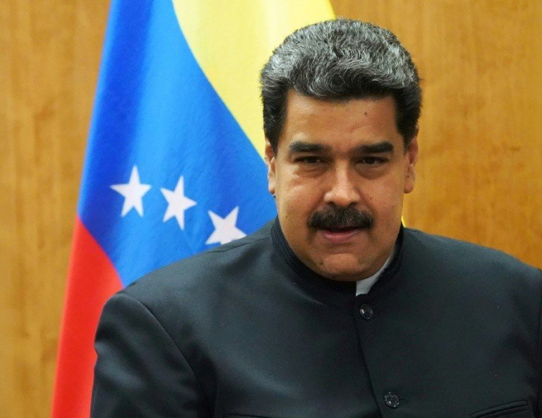 Maduro parabeniza Bolsonaro por vitória e pede retomada de relações diplomáticas Maduro parabeniza Bolsonaro por vitória e pede retomada de relações diplomáticas