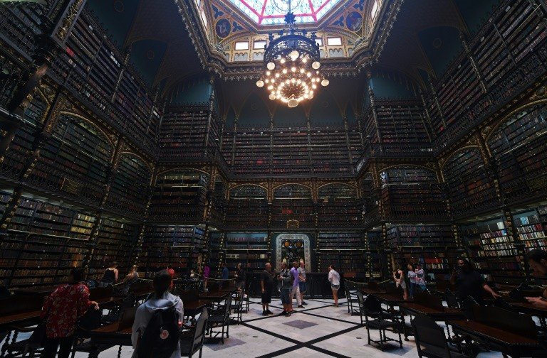 Com biblioteca no estilo Harry Potter, Rio de Janeiro continua lendo Com biblioteca no estilo Harry Potter, Rio de Janeiro continua lendo
