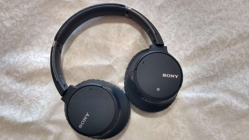 Teste: Fone de ouvido Sony WH-CH700N traz cancelamento de ruído e boa  bateria - ISTOÉ Independente