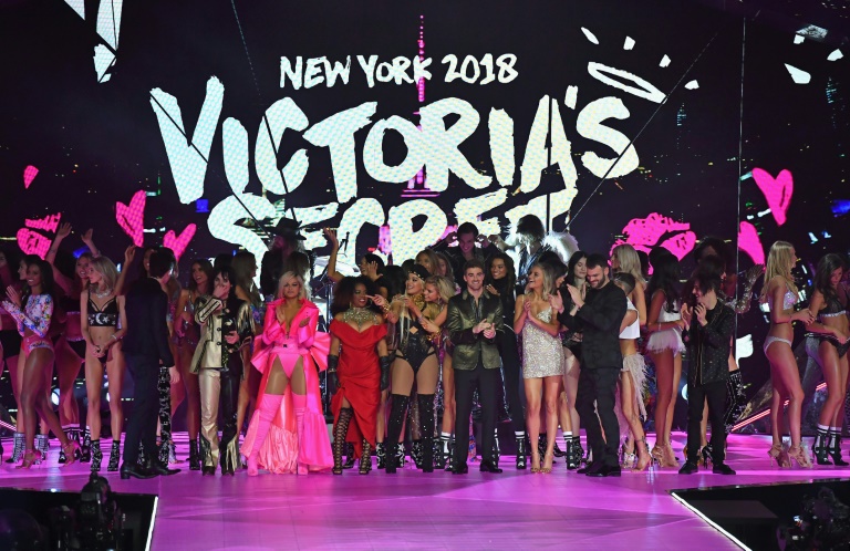 Cancelamento do desfile da Victoria’s Secret marca o fim de uma era