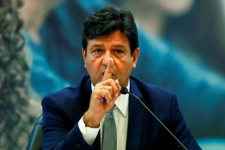 Brasil confirma caso de coronavírus, o primeiro na América Latina Brasil confirma caso de coronavírus, o primeiro na América Latina