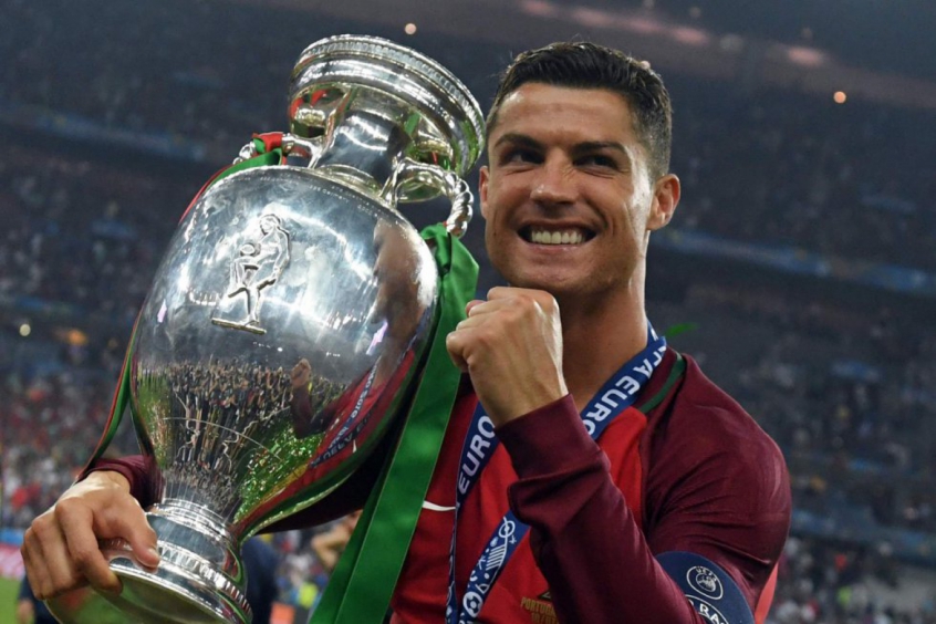 Cristiano Ronaldo vê Euro 2016 com Portugal como título ‘mais importante’ na carreira