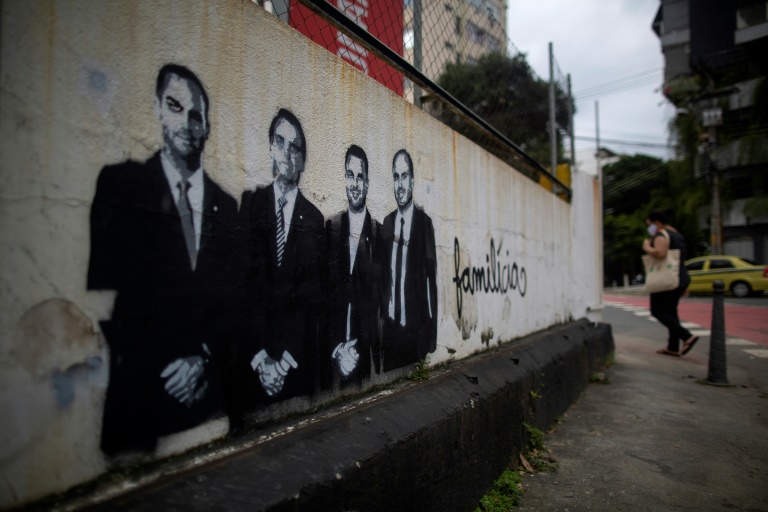 Comitê da Câmara Baixa dos EUA pede à família Bolsonaro que se mantenha à margem das eleições