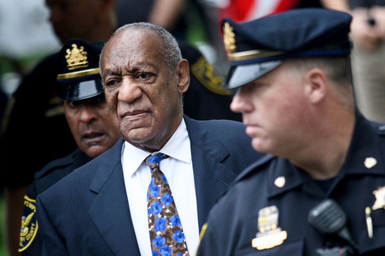 Bill Cosby tem condenação por agressão sexual anulada