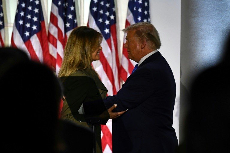 Melania aconselha Donald Trump a reconhecer derrota nas eleições, diz CNN Melania aconselha Donald Trump a reconhecer derrota nas eleições, diz CNN