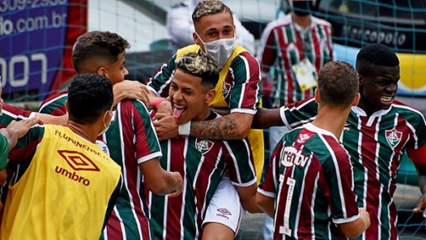 Fluminense vence o Ceará e chega à terceira vitória seguida no Brasileiro Sub-17 Fluminense vence o Ceará e chega à terceira vitória seguida no Brasileiro Sub-17