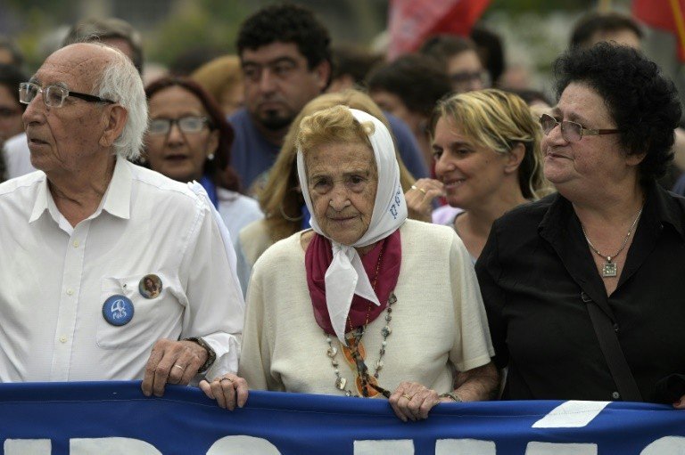 Morre aos 95 anos a vice-presidente das Mães da Praça de Maio na Argentina Morre aos 95 anos a vice-presidente das Mães da Praça de Maio na Argentina