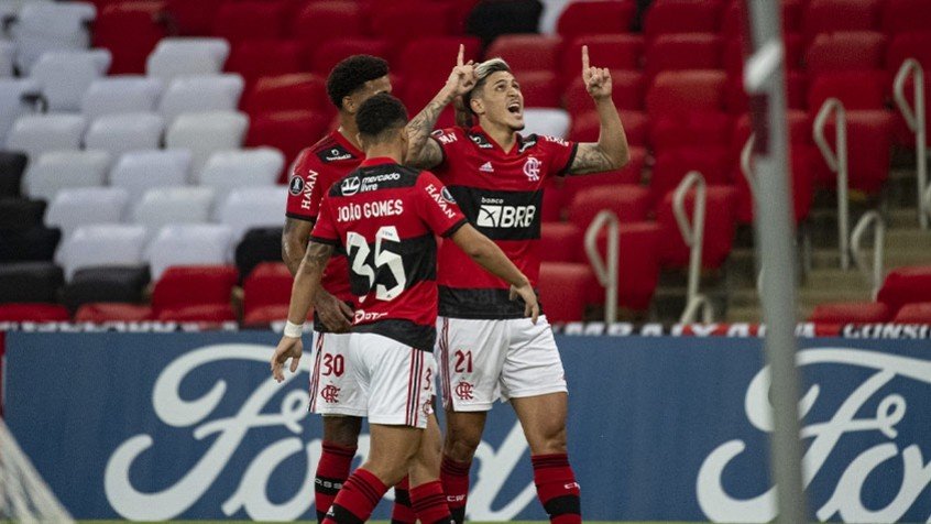Flamengo sofre, empata no fim com a LDU e se garante nas oitavas da Libertadores Flamengo sofre, empata no fim com a LDU e se garante nas oitavas da Libertadores