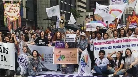 Permanência da palavra ‘católicas’ em nome de ONG feminista será decidida por STF e STJ Permanência da palavra ‘católicas’ em nome de ONG feminista será decidida por STF e STJ
