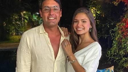 Bruno De Luca fica noivo de repórter do Faustão e revela ciúme de Carol Dieckmann Bruno De Luca fica noivo de repórter do Faustão e revela ciúme de Carol Dieckmann