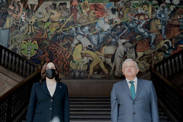 Vice-presidente americana e presidente mexicano discutem questão migratória Vice-presidente americana e presidente mexicano discutem questão migratória