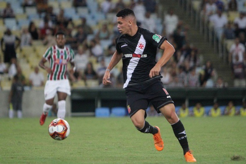 Ex-Vasco, Paulinho publica reação ao ser convocado para seleção olímpica Ex-Vasco, Paulinho publica reação ao ser convocado para seleção olímpica