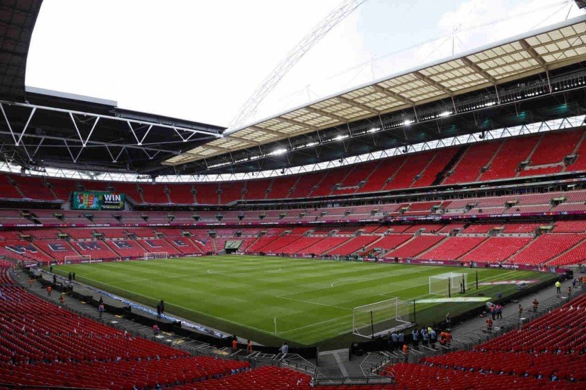 Uefa ameaça mudar final da Eurocopa da Inglaterra para a Hungria Uefa ameaça mudar final da Eurocopa da Inglaterra para a Hungria