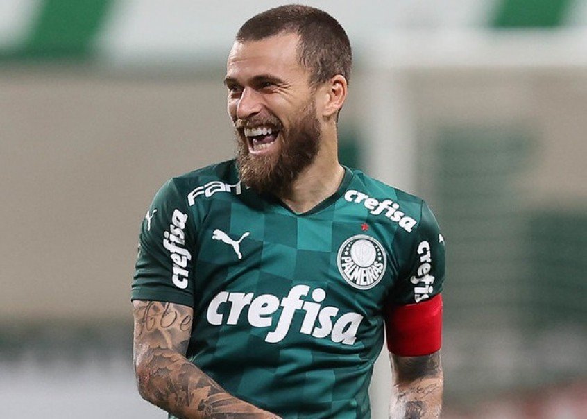 Time da Turquia anuncia ‘fake’ Lucas Lima e movimenta torcedores do Palmeiras: ‘Compraram o errado’ Time da Turquia anuncia ‘fake’ Lucas Lima e movimenta torcedores do Palmeiras: ‘Compraram o errado’