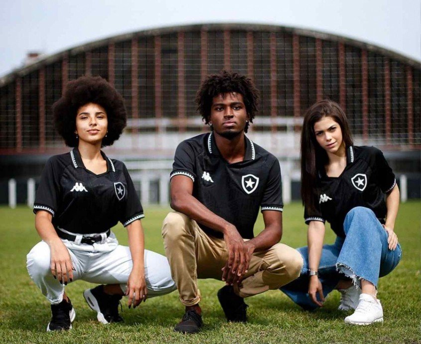 Botafogo vai estrear o uniforme II, de cor preta, diante do Londrina Botafogo vai estrear o uniforme II, de cor preta, diante do Londrina