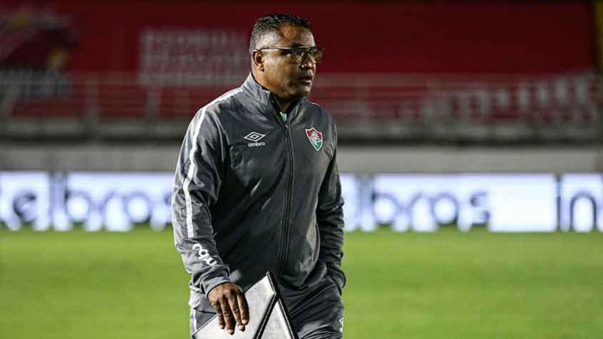 Roger diz que empate do Fluminense ‘tem gosto de vitória’ e destaca: ‘É um ponto importante’ Roger diz que empate do Fluminense ‘tem gosto de vitória’ e destaca: ‘É um ponto importante’