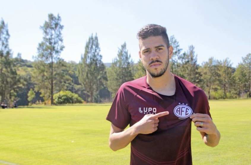 Victor Paraíba quer boa temporada na Ferroviária e brigando pelo acesso à Série B Victor Paraíba quer boa temporada na Ferroviária e brigando pelo acesso à Série B