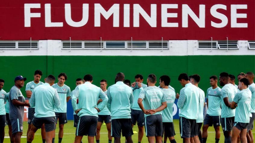Fluminense sofre poucos gols, mas vê erros individuais e marcação espaçada custarem caro com Roger Fluminense sofre poucos gols, mas vê erros individuais e marcação espaçada custarem caro com Roger