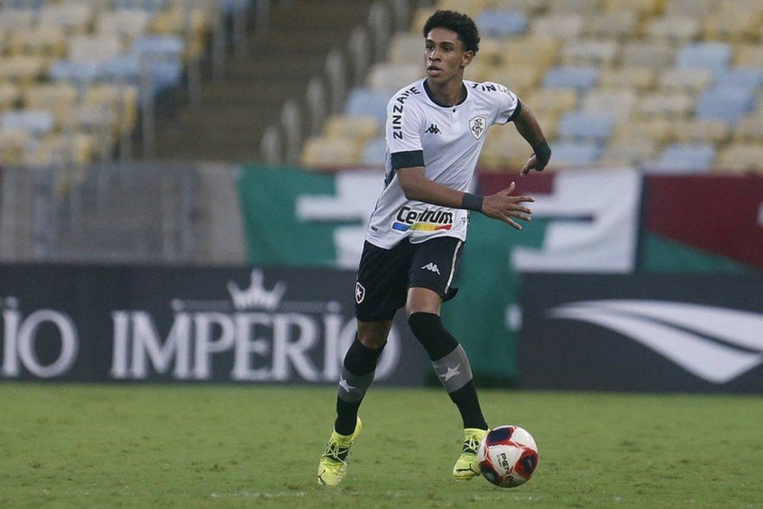 Adeus: Botafogo e Internacional fecham negociação por Paulo Victor Adeus: Botafogo e Internacional fecham negociação por Paulo Victor
