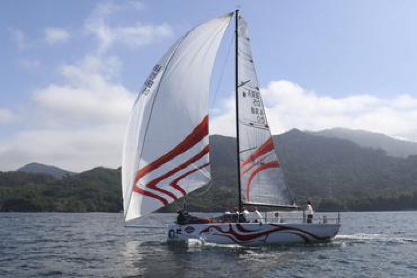 Velejadores comemoram retorno da Semana de Vela de Ilhabela Velejadores comemoram retorno da Semana de Vela de Ilhabela