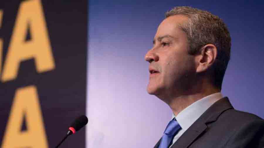 CBF tenta cancelar compra astronômica que Caboclo acertou dias antes de seu afastamento CBF tenta cancelar compra astronômica que Caboclo acertou dias antes de seu afastamento
