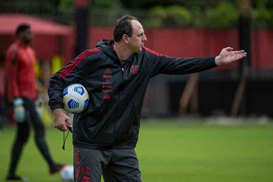 Para Facincani, Rogério Ceni só supera Jorge Jesus no Flamengo se for campeão mundial Para Facincani, Rogério Ceni só supera Jorge Jesus no Flamengo se for campeão mundial