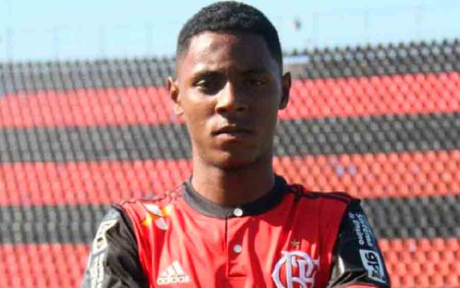 Após dois anos e meio do incêndio no Ninho, Jhonata Ventura volta a ser relacionado pelo Flamengo
