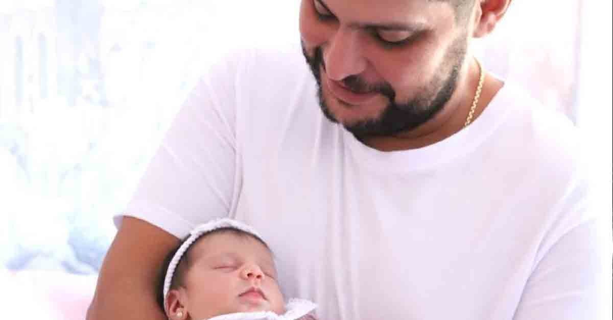 Sertanejo Jorge baba pela filha: ‘Nossa caçulinha’ Sertanejo Jorge baba pela filha: ‘Nossa caçulinha’