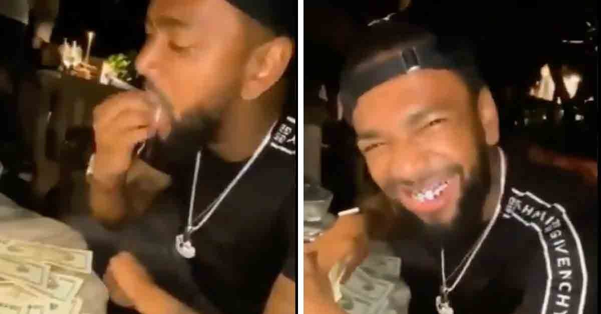 Nego do Borel é criticado por comer dinheiro Nego do Borel é criticado por comer dinheiro