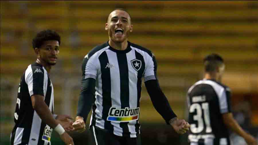 Pedro Castro deve voltar a ser titular do Botafogo contra o Londrina, pelo Brasileiro; veja provável time