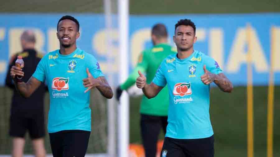 Com descontração e até funk, Seleção Brasileira realiza treino na Granja Comary e faz mistério sobre time Com descontração e até funk, Seleção Brasileira realiza treino na Granja Comary e faz mistério sobre time